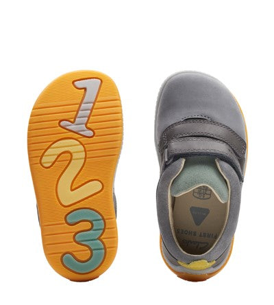 CLARKS NOODLE FUN G FIT Clarks