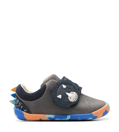 CLARKS ROAMER TRI T - F FIT Clarks